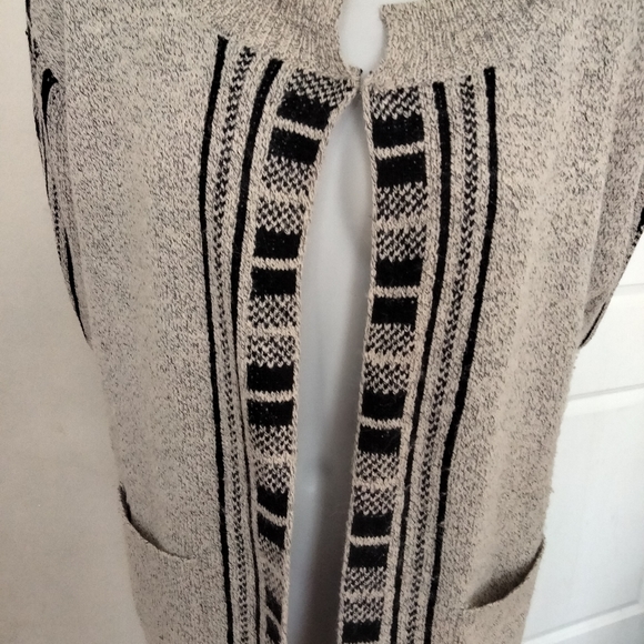 Mia Maddison women's cardigan - Picture 8 of 16